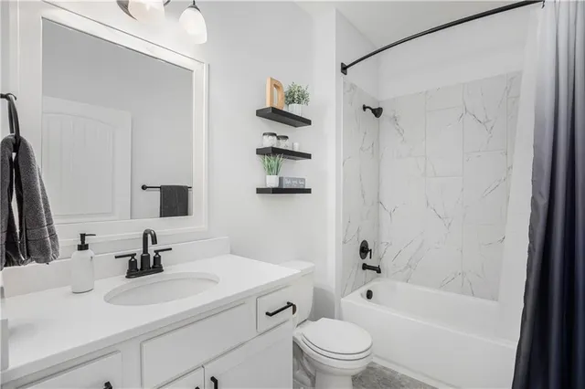 $485,000 | 3922 Northwest 96th Street, Kansas City, MO 64154