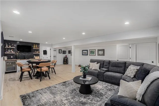 $485,000 | 3922 Northwest 96th Street, Kansas City, MO 64154