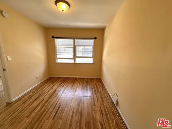 $1,875 | 12717 Washington Place, Unit 10, Los Angeles, CA 90066
