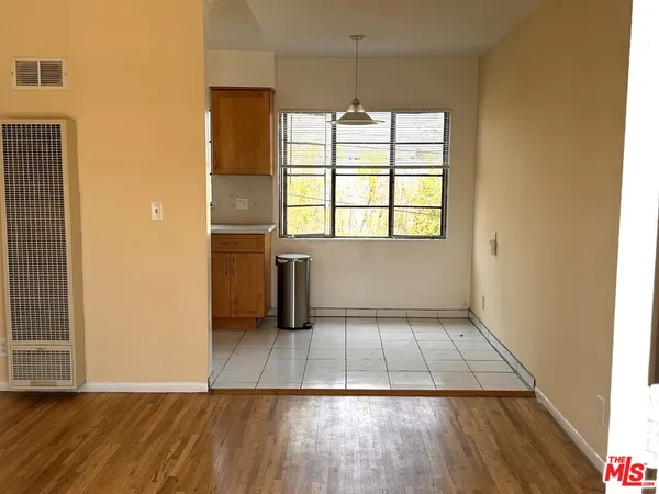 $1,875 | 12717 Washington Place, Unit 10, Los Angeles, CA 90066