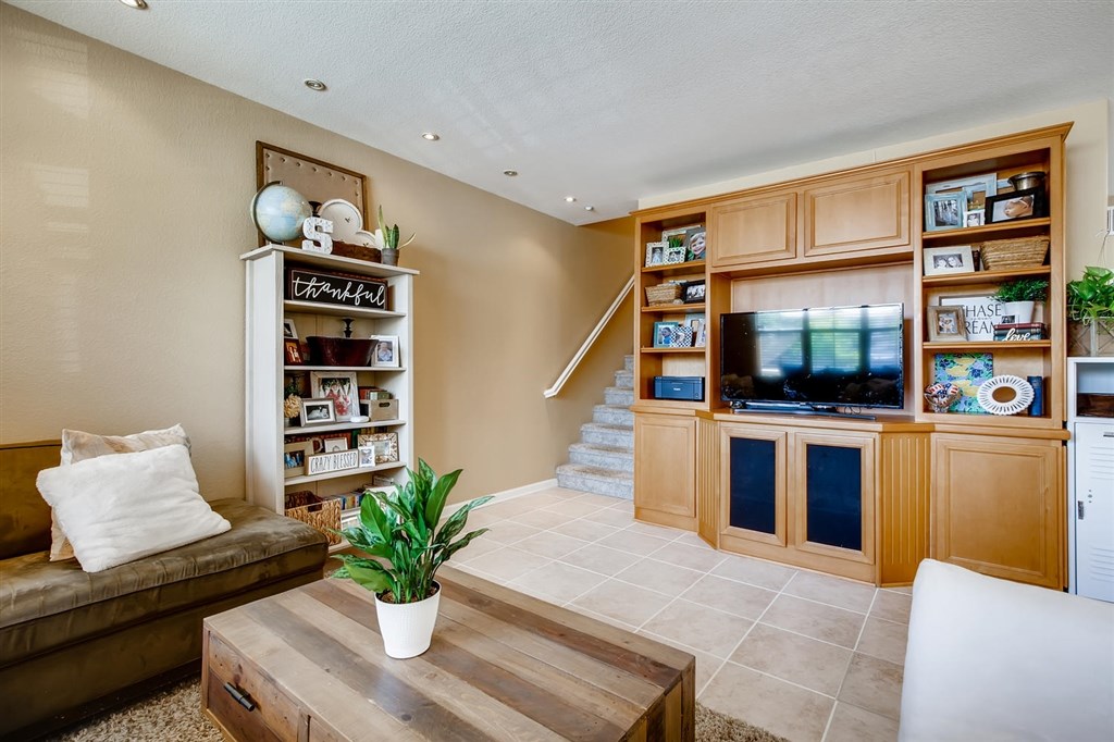 1661 Avery Road San Marcos, CA 92078 - Photo 11 of 25 Gallery Image 11