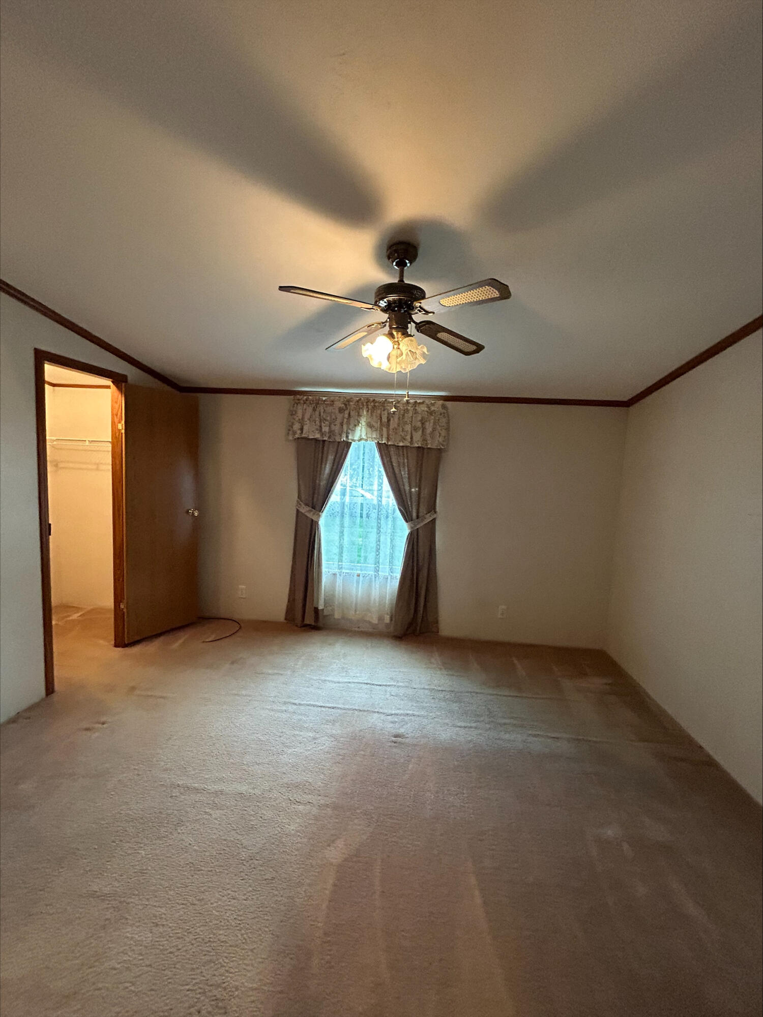 2005 Lakeview Road Valparaiso, IN 46383 - Photo 11 of 17 1500x2000