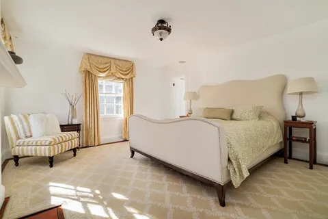 $3,099,000 | 10 Rangeley Road, Winchester, MA 01890