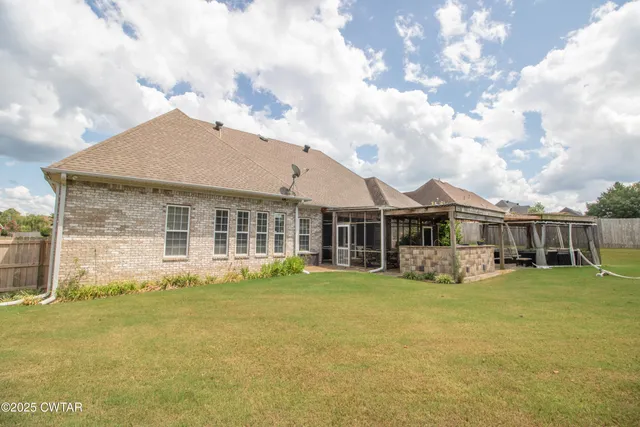 $499,900 | 107 Wyndchase Drive, Jackson, TN 38305