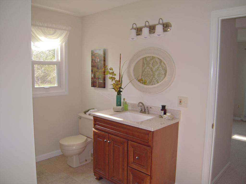 58 Depot Road Epping, NH 03042 - Photo 11 of 25