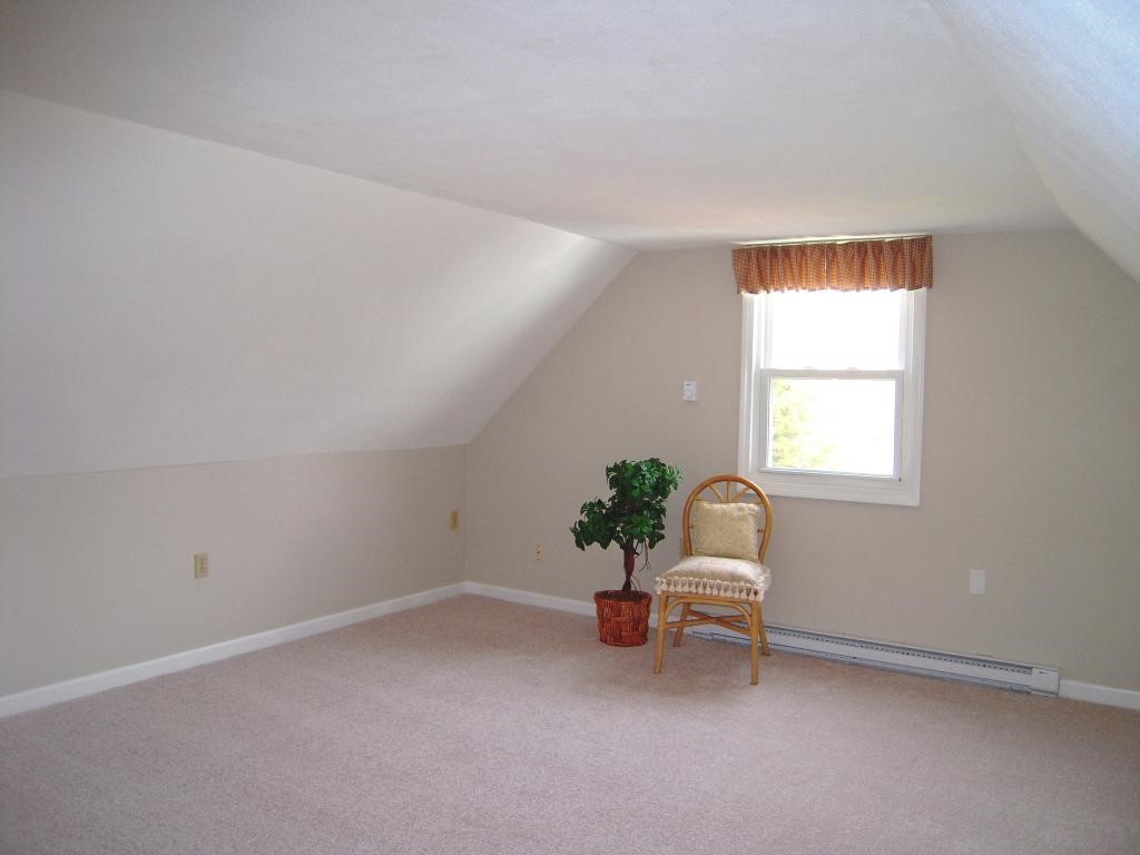 58 Depot Road Epping, NH 03042 - Photo 16 of 25