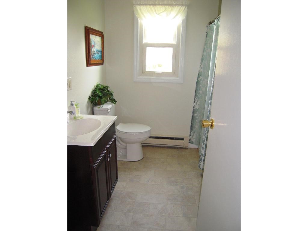 58 Depot Road Epping, NH 03042 - Photo 7 of 25