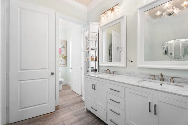 $1,250,000 | 412 Southwest Akron Avenue, Stuart, FL 34994