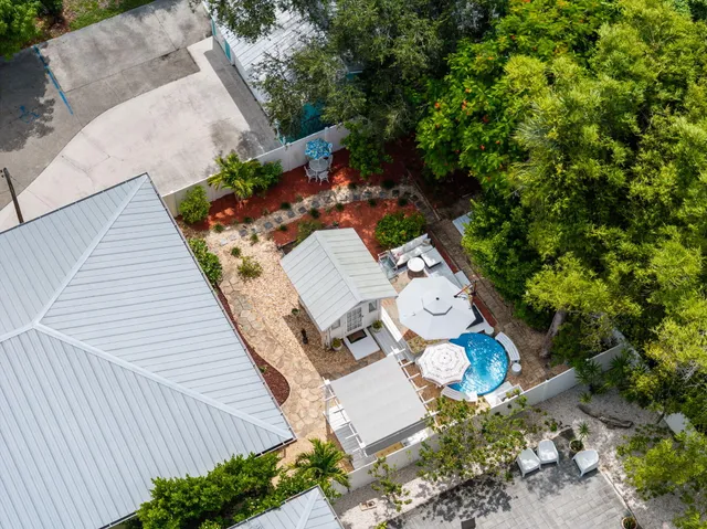 $1,250,000 | 412 Southwest Akron Avenue, Stuart, FL 34994