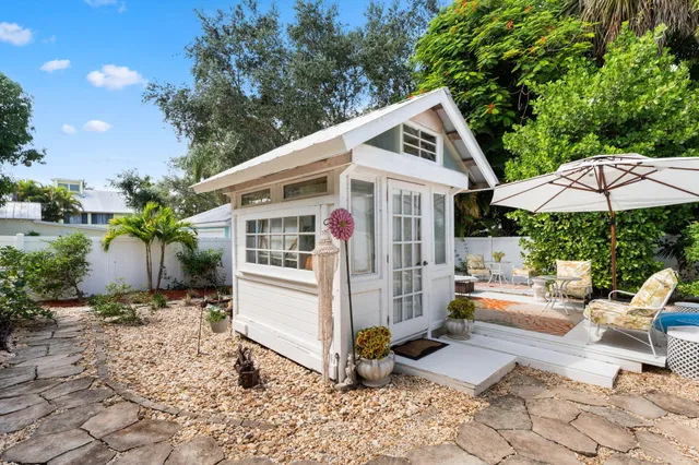 $1,250,000 | 412 Southwest Akron Avenue, Stuart, FL 34994