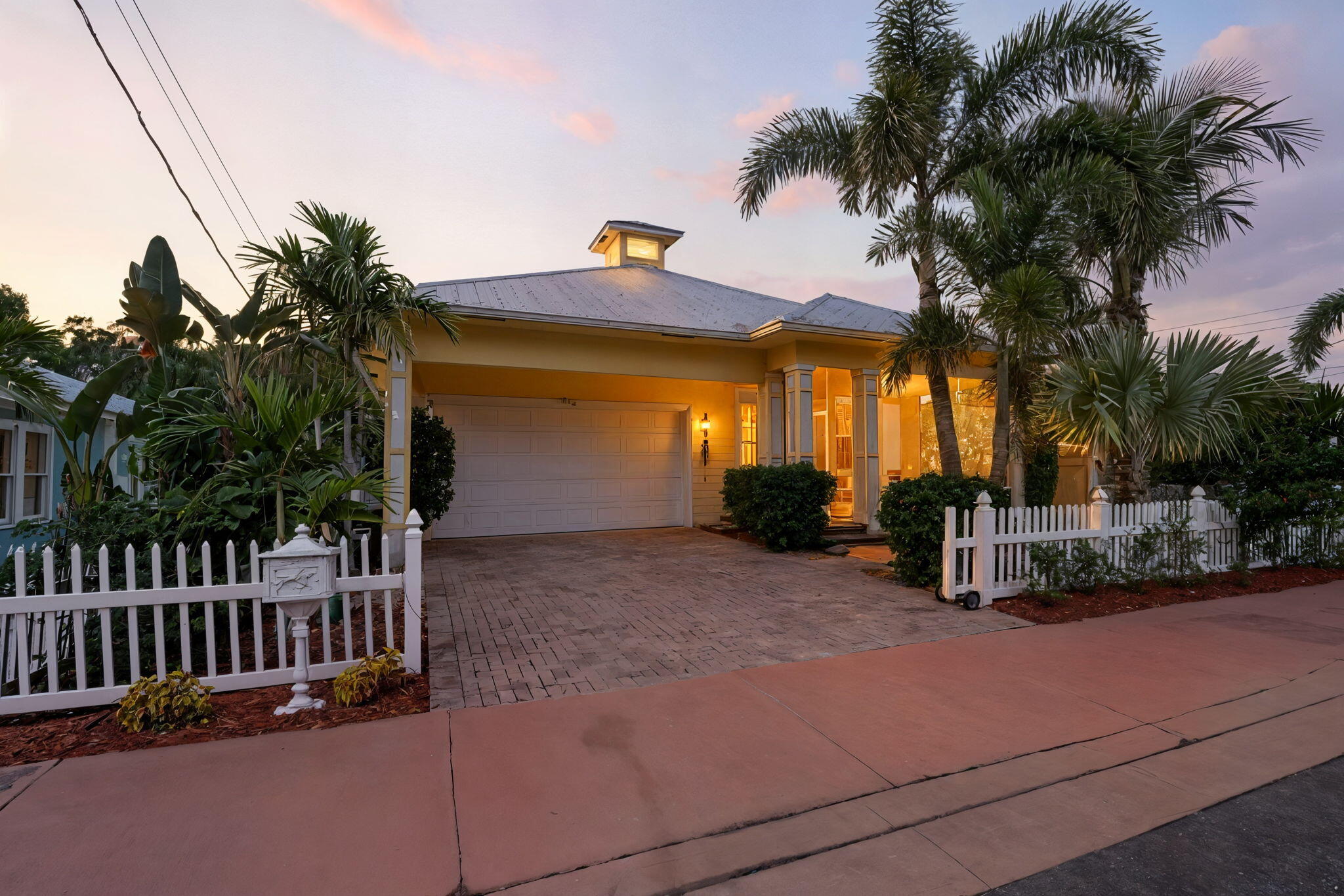 412 Southwest Akron Avenue Stuart, FL 34994 - Photo 57 of 60 a view of a house with a patio