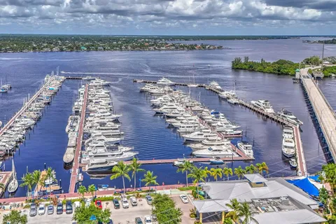 $1,250,000 | 412 Southwest Akron Avenue, Stuart, FL 34994