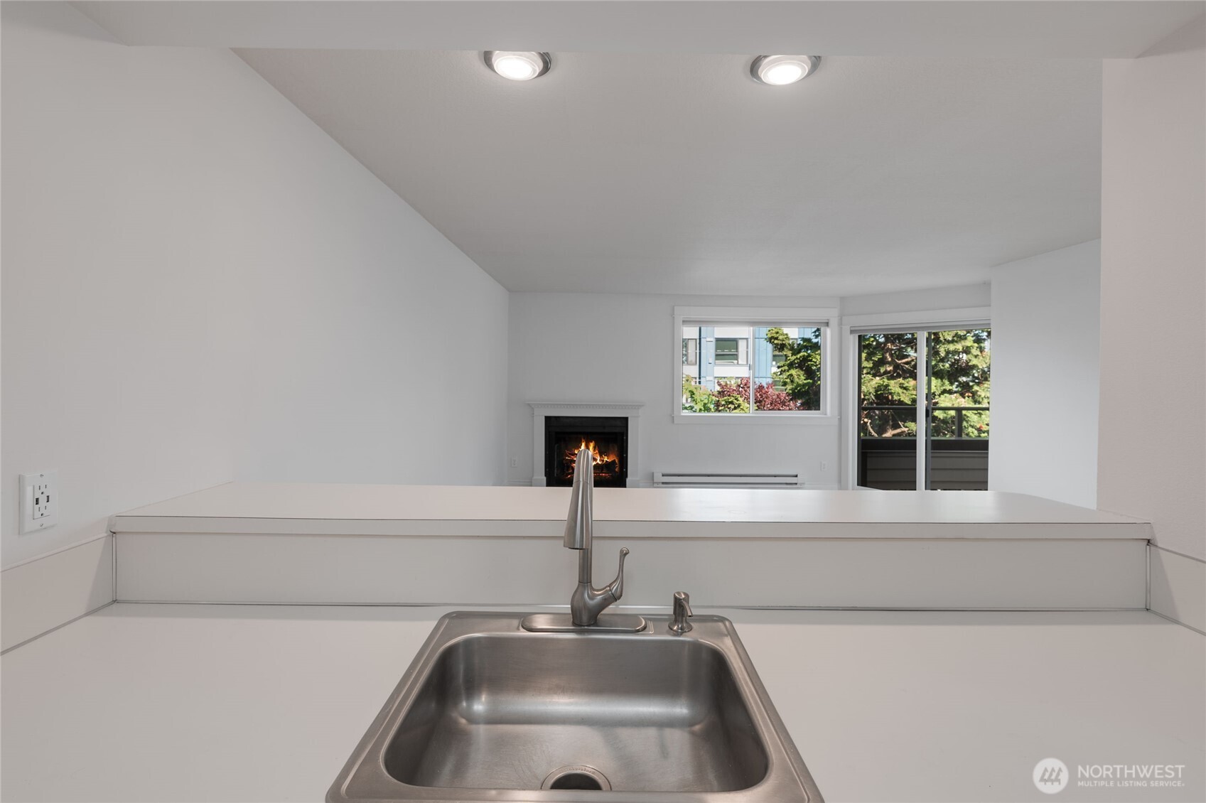 6055 35th Avenue Southwest, Unit 308 Seattle, WA 98126 - Photo 11 of 37