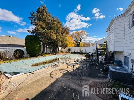 $400,000 | 3 Obrien Avenue, South River, NJ 08882