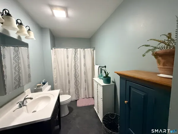 $239,900 | 409 Brightwood Avenue, Torrington, CT 06790