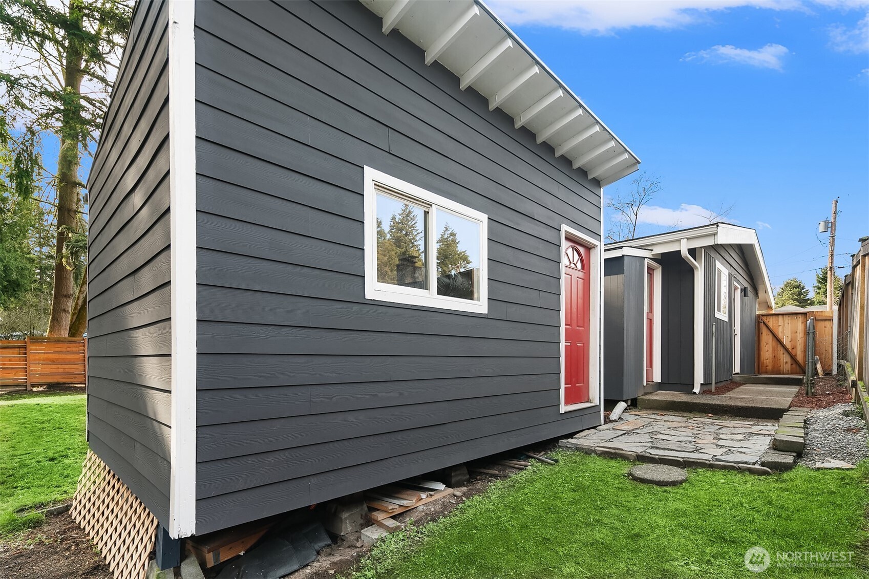 17926 91st Place Northeast Bothell, WA 98011 - Photo 24 of 25 Gallery Image 24