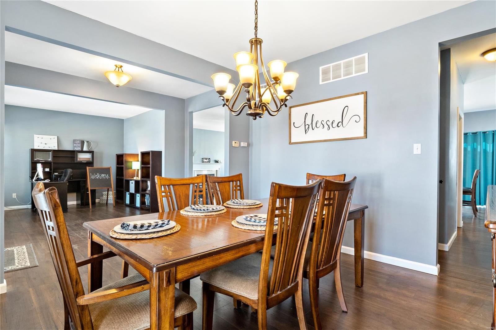 525 Rascal Crossing O'Fallon, MO 63366 - Photo 3 of 40