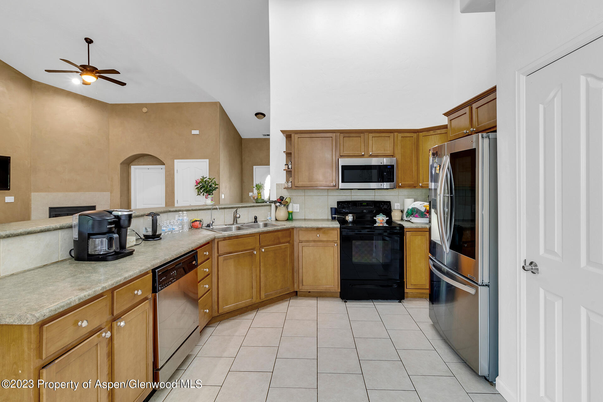 1835 Anvil Court Rifle, CO 81650 - Photo 8 of 23 Kitchen
