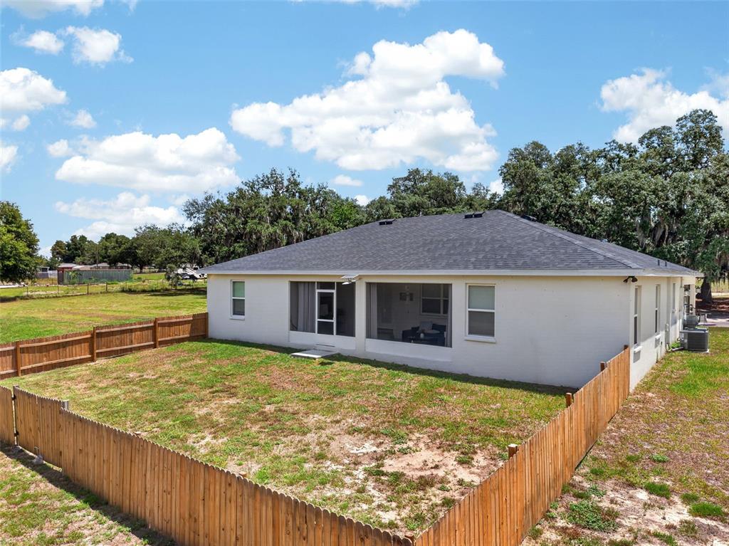 692 Howard Road Auburndale, FL 33823 - Photo 7 of 68 Gallery Image 7