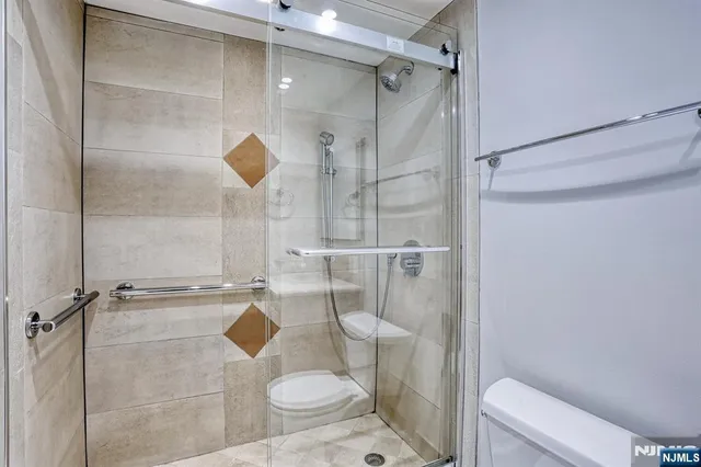 $549,900 | 300 Winston Drive, Unit 908, Cliffside Park, NJ 07010