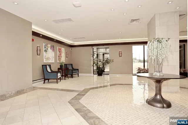 $549,900 | 300 Winston Drive, Unit 908, Cliffside Park, NJ 07010