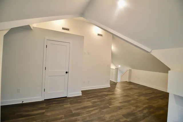 $2,985 | 21 Nichols Street, Ansonia, CT 06401