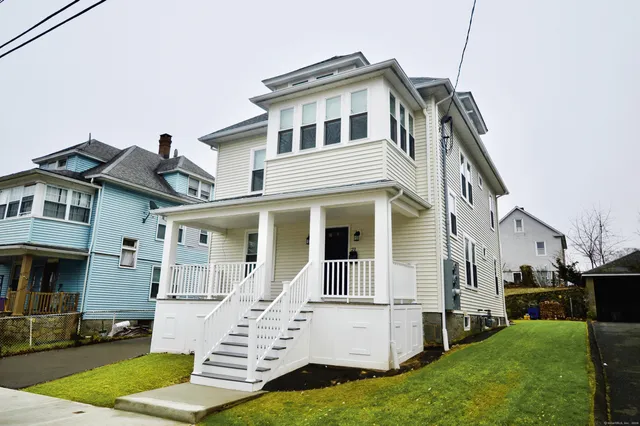 $2,985 | 21 Nichols Street, Ansonia, CT 06401