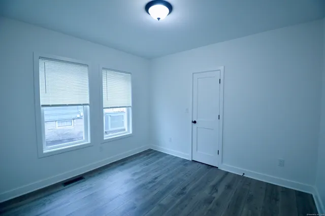 $2,985 | 21 Nichols Street, Ansonia, CT 06401