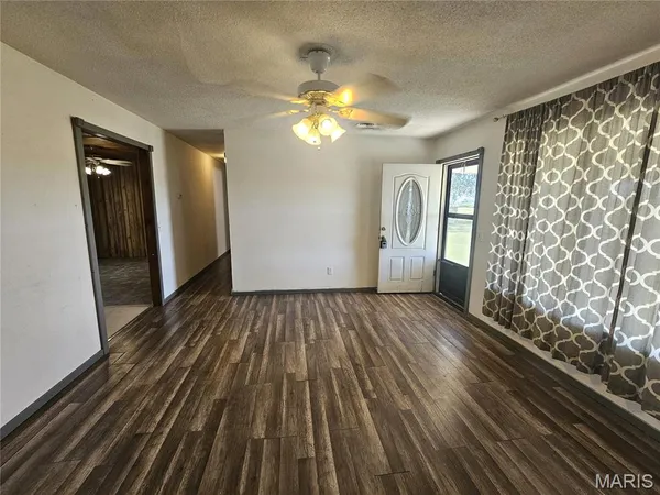 $110,000 | 39389 County Road 233, Malden, MO 63863