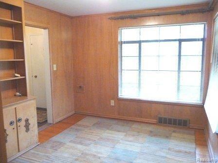 679 North Renaud Road Grosse Pointe, MI 48236 - Photo 7 of 18 Den