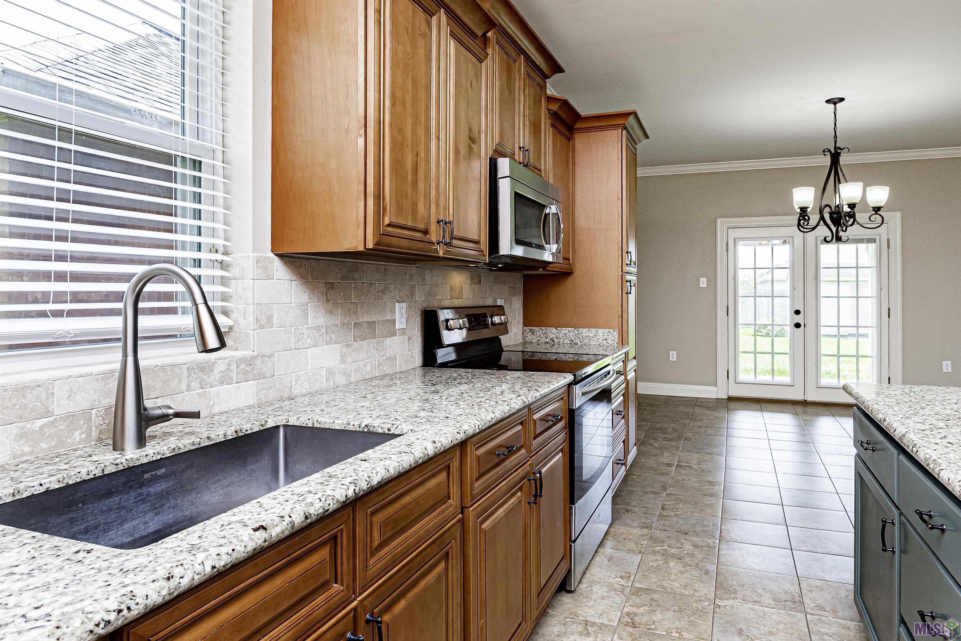 40071 Parker Road Prairieville, LA 70769 - Photo 7 of 32 Gallery Image 7