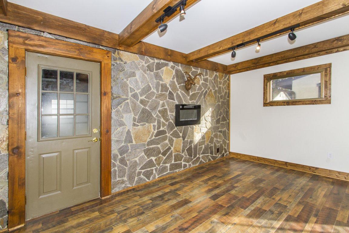 396 South Chesterfield Road Columbus, OH 43209 - Photo 15 of 53
