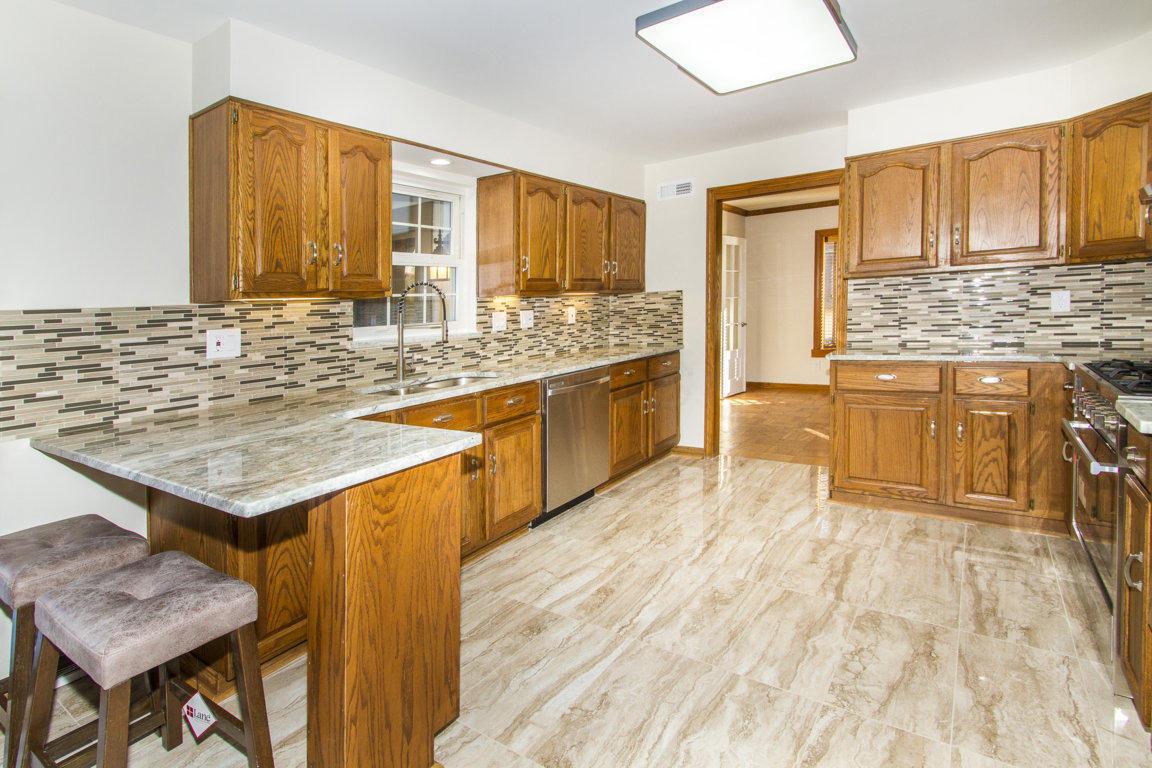396 South Chesterfield Road Columbus, OH 43209 - Photo 21 of 53
