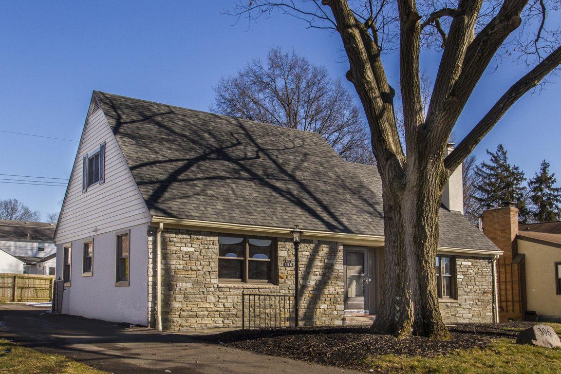 396 South Chesterfield Road Columbus, OH 43209 - Photo 4 of 53