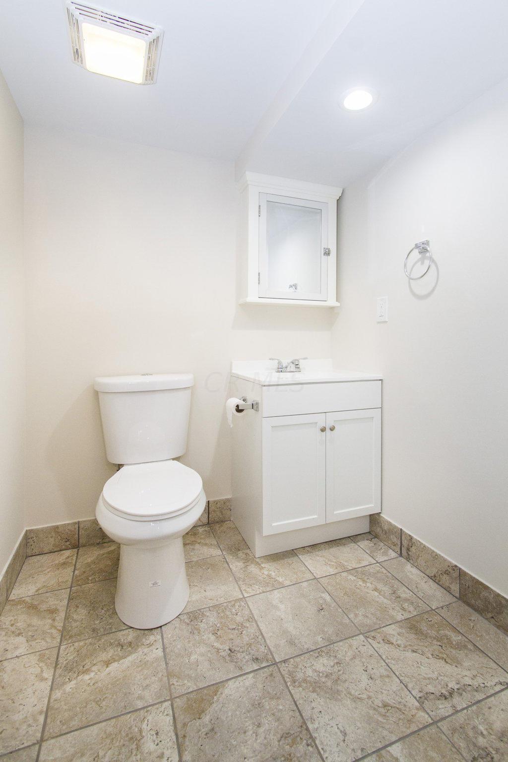 396 South Chesterfield Road Columbus, OH 43209 - Photo 42 of 53