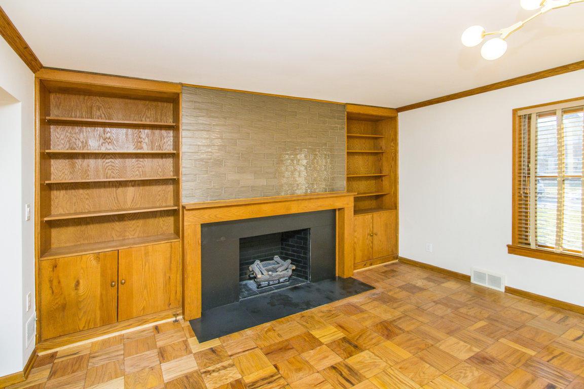396 South Chesterfield Road Columbus, OH 43209 - Photo 8 of 53