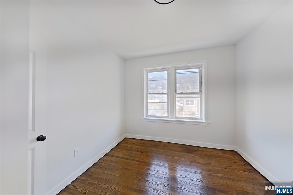 207 Valley Road, Unit 9 Clifton, NJ 07013 - Photo 2 of 7