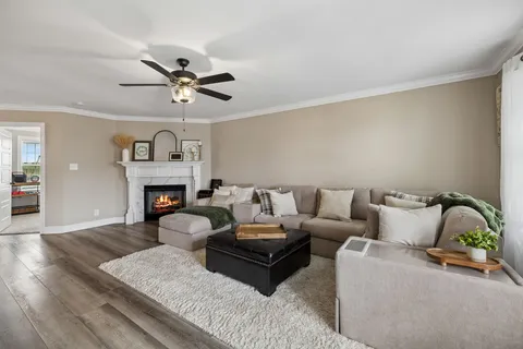 $499,900 | 429 Crestwicke Court, Clarksville, TN 37043