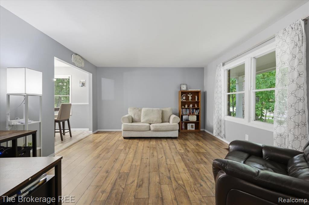 5639 Cross Village Road Grand Blanc, MI 48439 - Photo 13 of 30