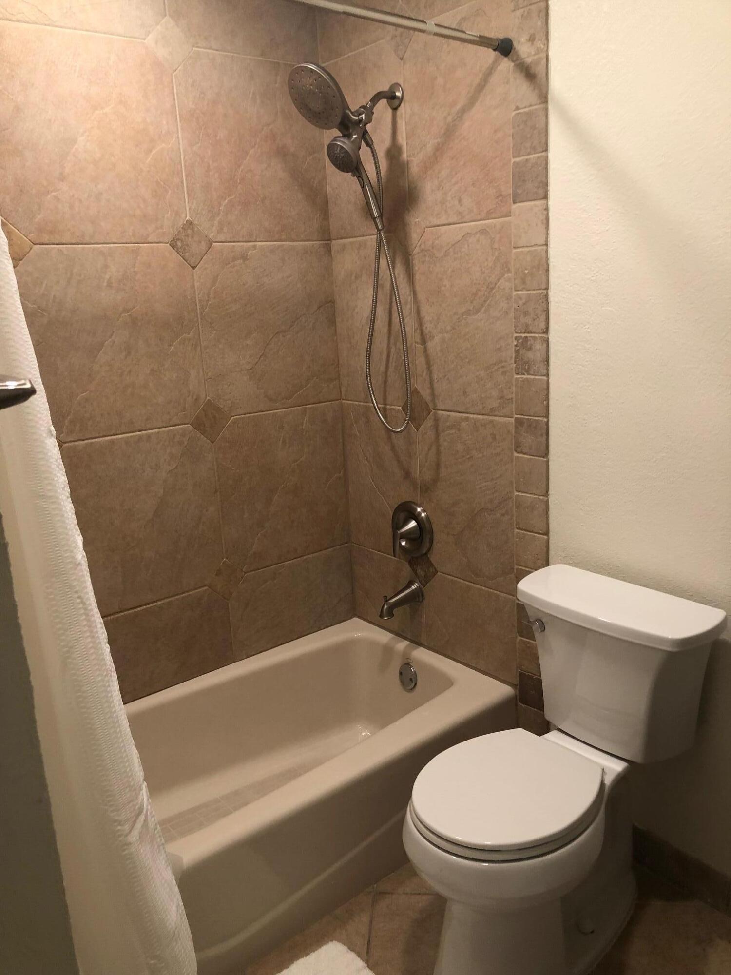 5079 Heatherhill Lane, Unit 70 Boca Raton, FL 33486 - Photo 14 of 26 IMG_3368