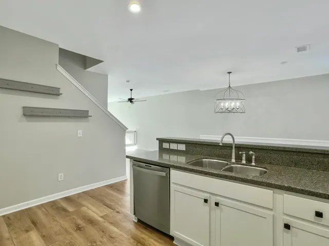 $595,000 | 1442 Hamlin Park Circle, Mount Pleasant, SC 29466