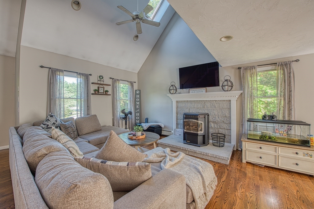 5 Daniel Road Lakeville, MA 02347 - Photo 20 of 41 Gallery Image 20