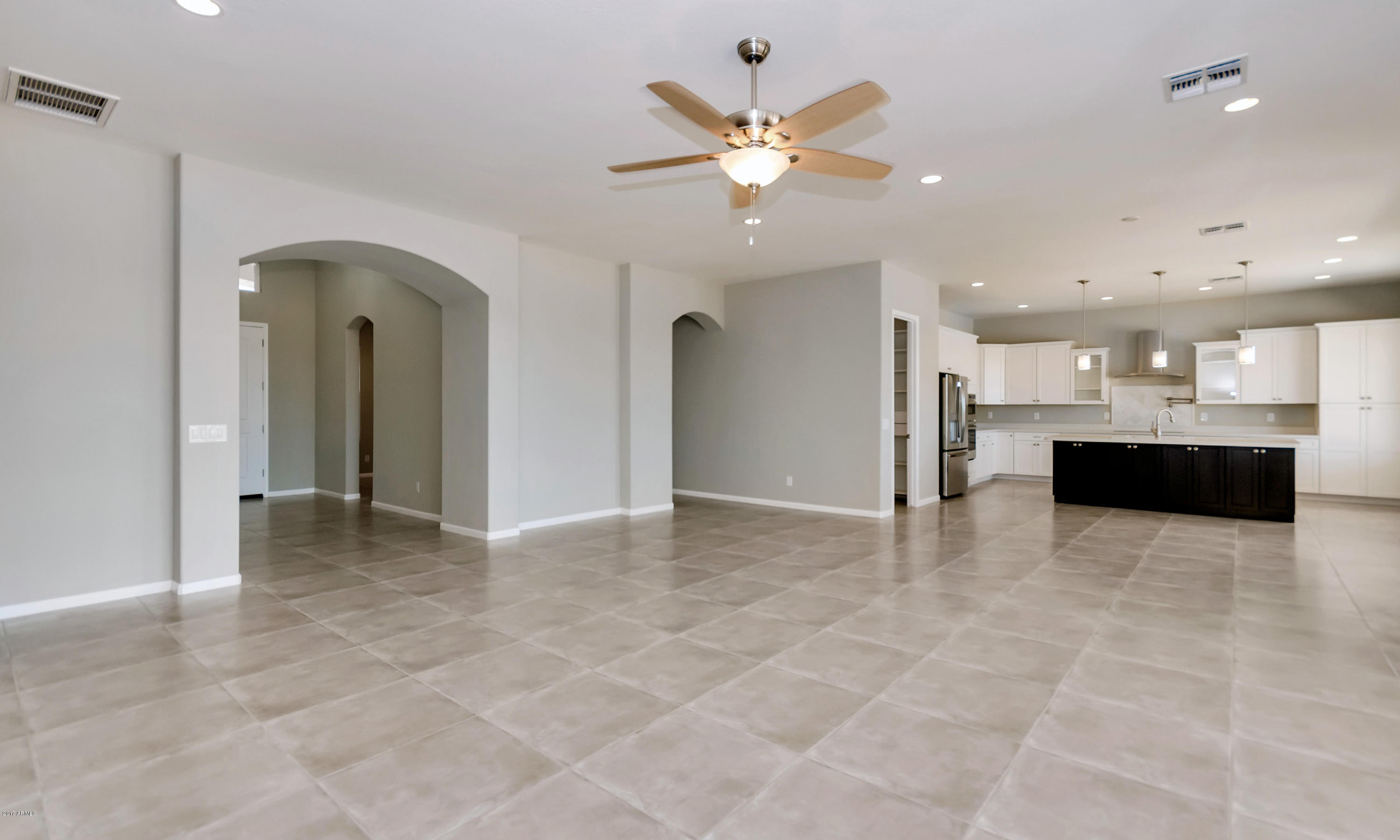 43 West Cloud Road Phoenix, AZ 85086 - Photo 12 of 49 TOD_6688