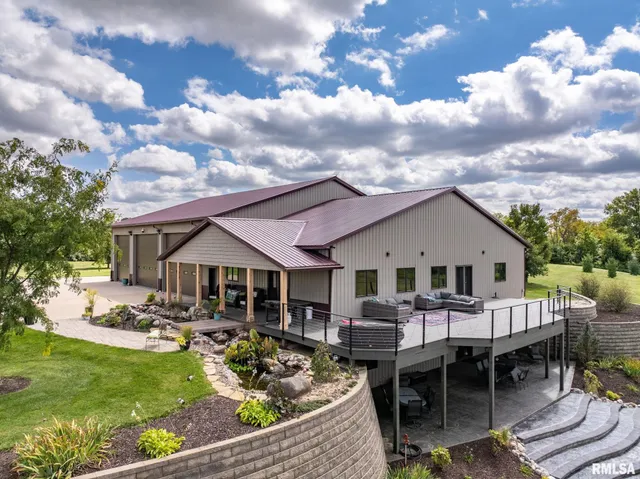 $2,200,000 | 9901 Highway 6, Geneseo, IL 61254