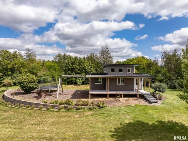 $2,200,000 | 9901 Highway 6, Geneseo, IL 61254