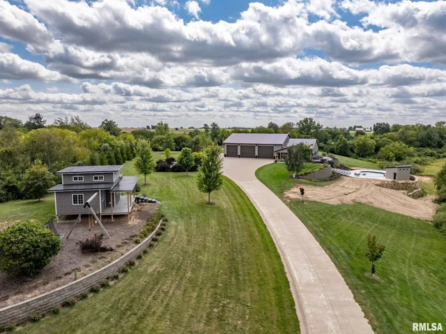 $2,200,000 | 9901 Highway 6, Geneseo, IL 61254