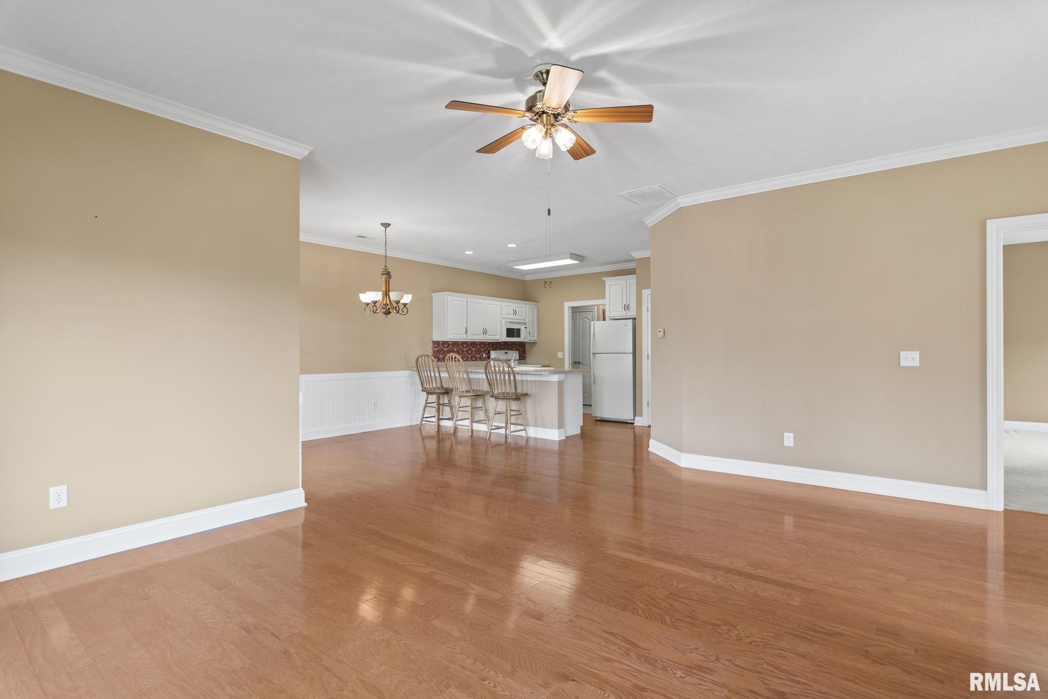 3401 Pinyon Drive Springfield, IL 62711 - Photo 9 of 25