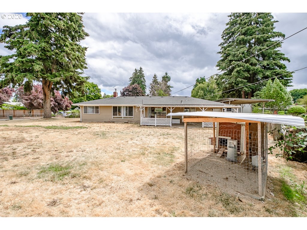 1550 Menlo Loop Springfield, OR 97477 - Photo 22 of 27