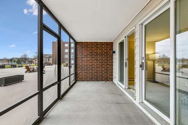 $1,795,000 | 540 Indian Mound Street East, Unit 1A, Wayzata, MN 55391