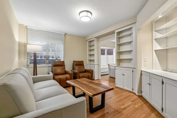 $1,795,000 | 540 Indian Mound Street East, Unit 1A, Wayzata, MN 55391